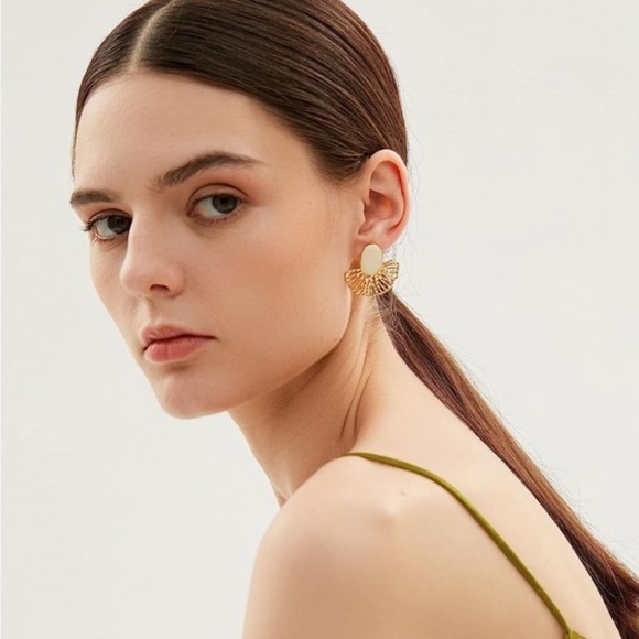 Gold 14k Gold Plated Stud Earrings - Picture 3 of 3